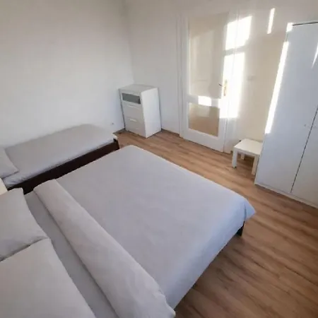 Skyline Terrace Flat