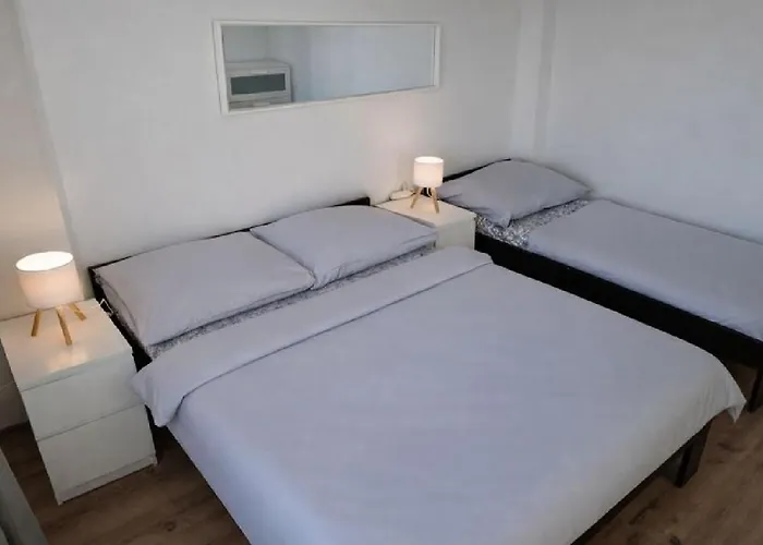 דירה Skyline Terrace Flat פראג